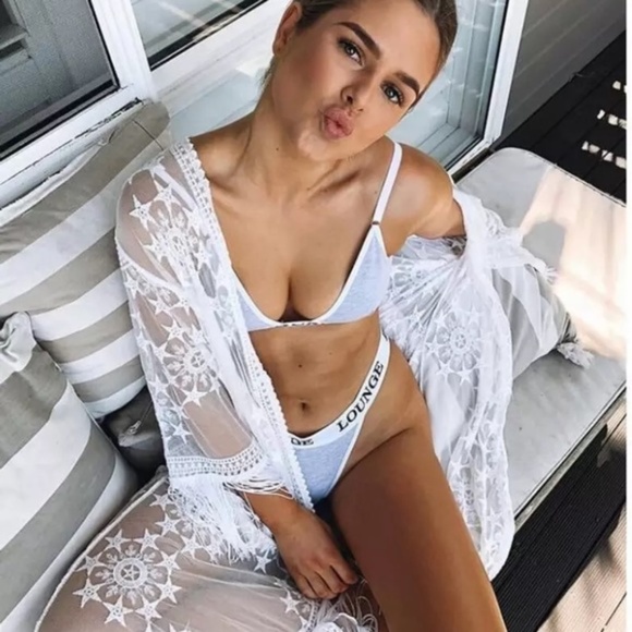 SOLD OUT Boho White Star Mesh Sheer Crochet Lace Coverup - Picture 3 of 12